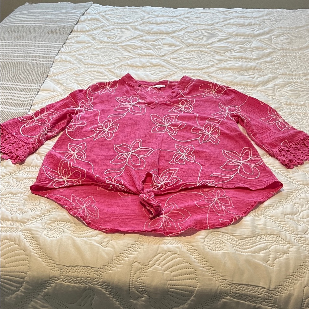 Elegant Pink Floral Women's Blouse